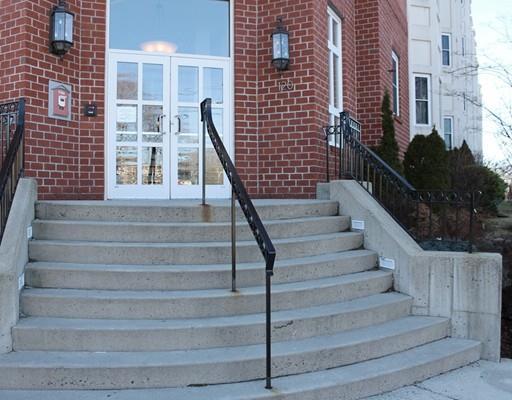 Property Photo: 120 Wyllis Ave 106 MA 02149