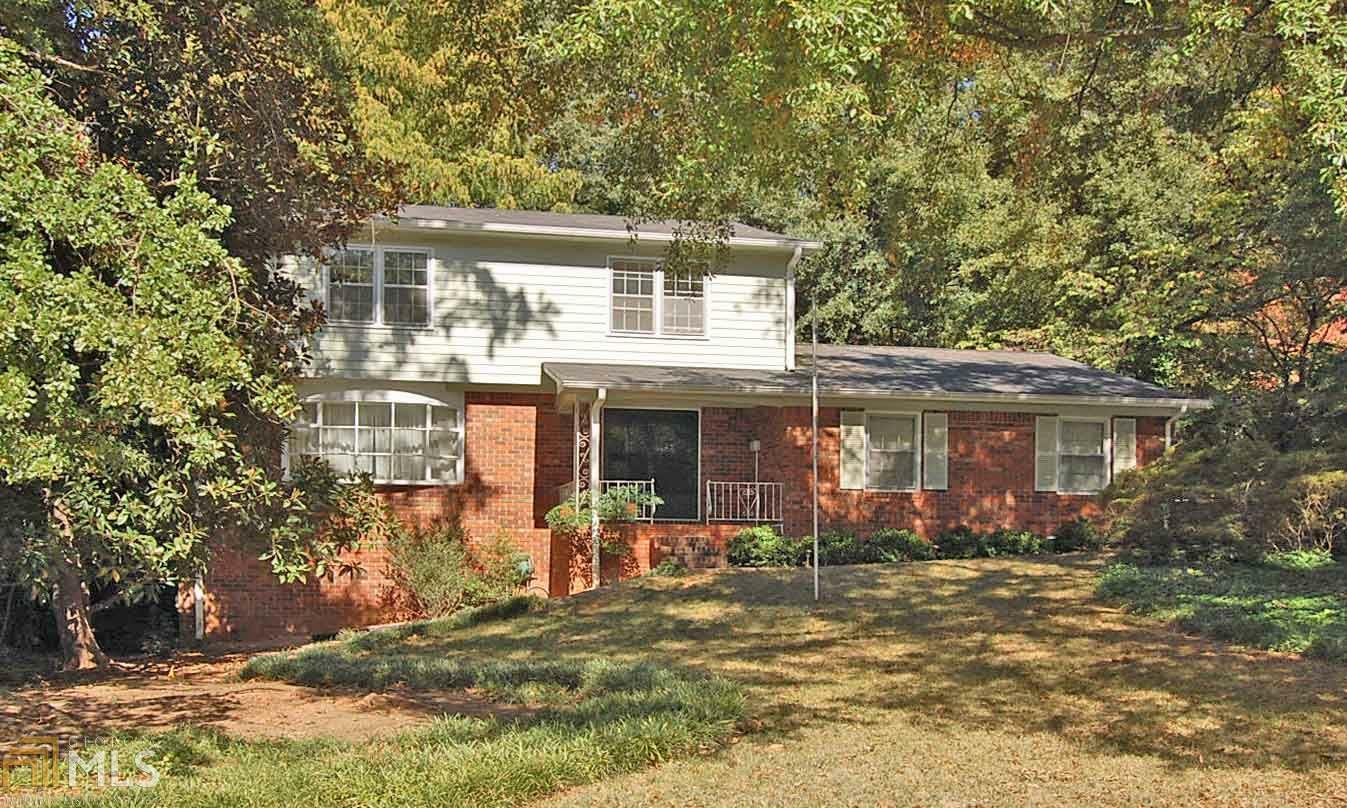 Property Photo: 2343 Powers Ferry Dr GA 30067