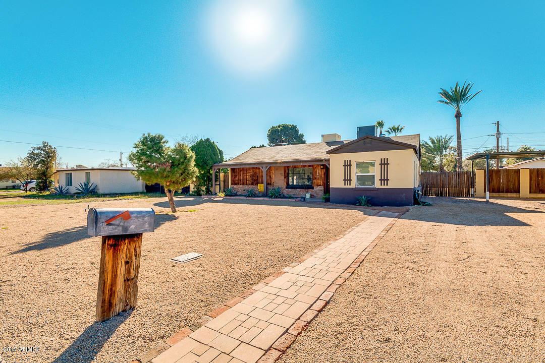 Property Photo:  2407 W San Miguel Avenue  AZ 85015 