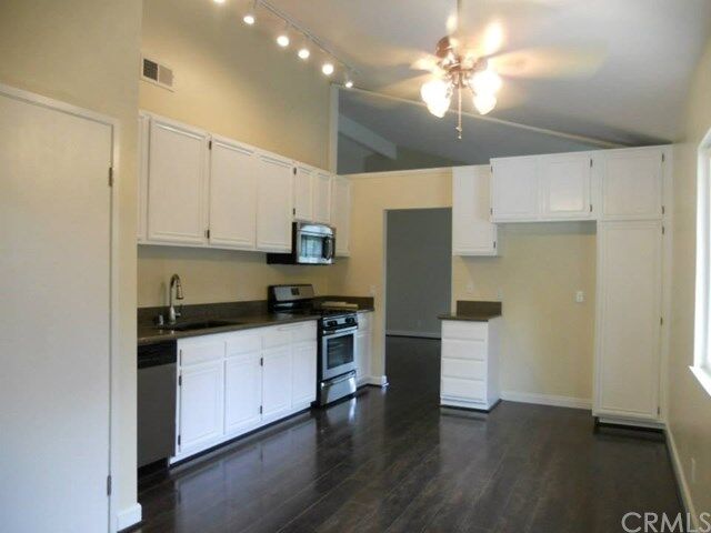 Property Photo:  28535 La Noche  CA 92692 