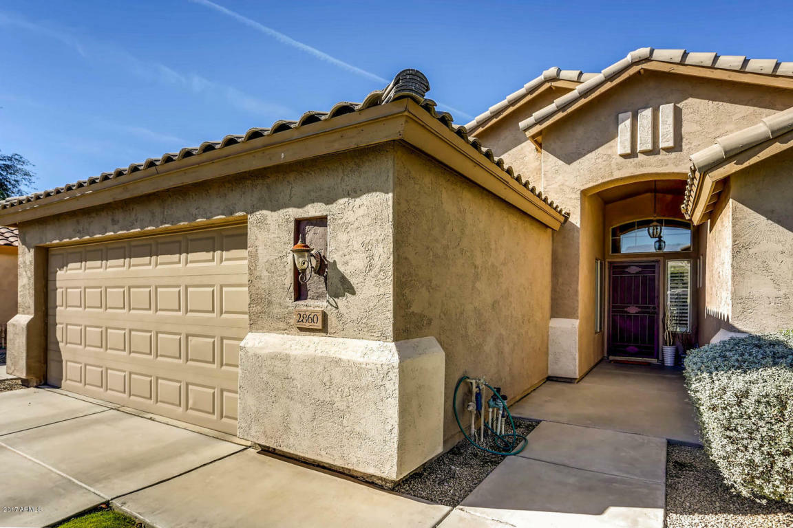 Property Photo:  2860 S Camellia Drive  AZ 85286 