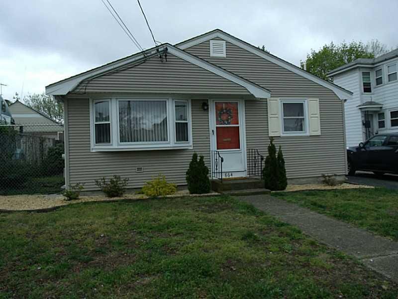 Property Photo:  864 Central Avenue  RI 02861 