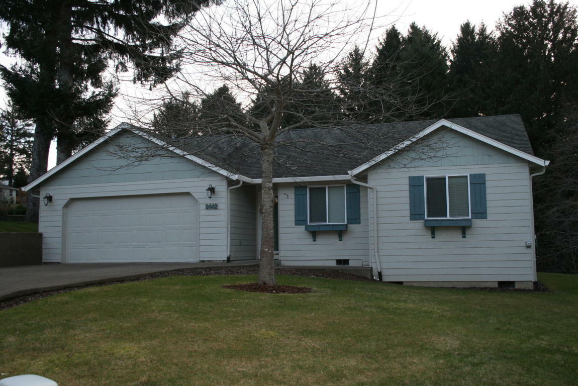 Property Photo:  2442 NE 57th Court  OR 97367 