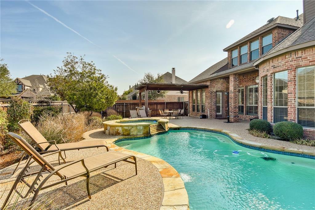 Property Photo: 8300 Craftsbury Lane TX 75071