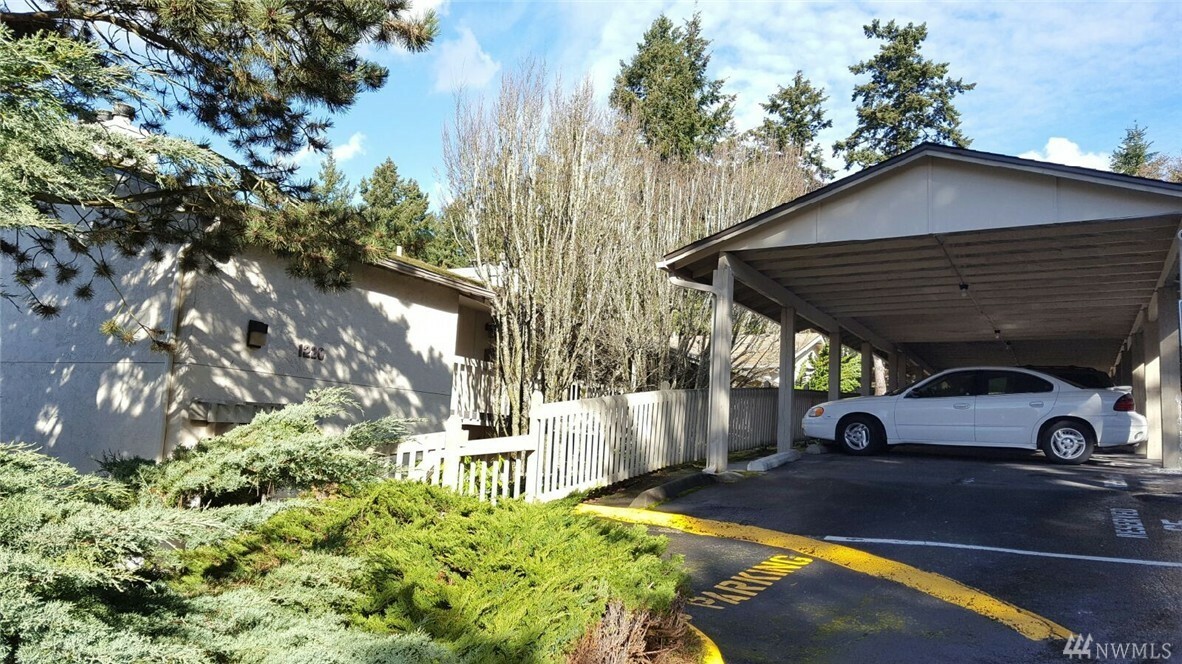 Property Photo:  1220 SW 132nd Lane 532  WA 98146 