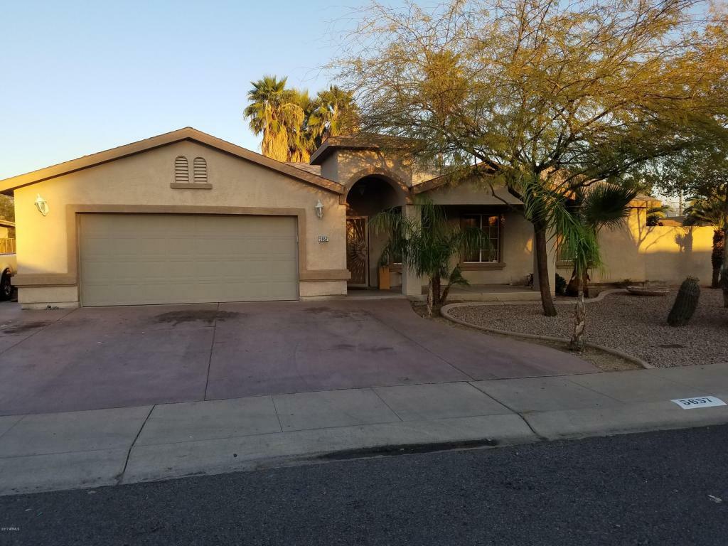 Property Photo:  5657 S 45th Place  AZ 85040 