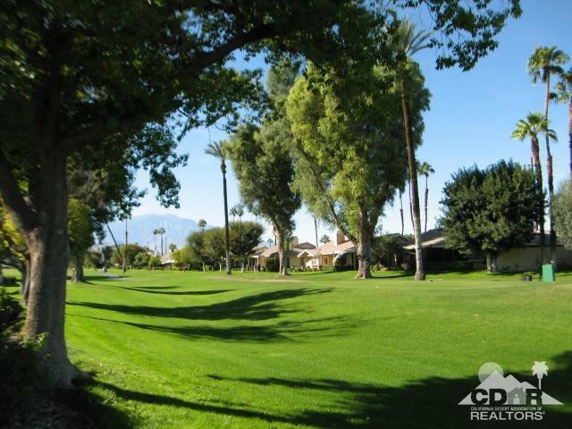 Property Photo:  290 Avenida Del Sol  CA 92260 