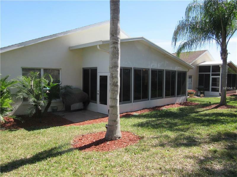 Property Photo:  10825 Collar Drive  FL 33576 