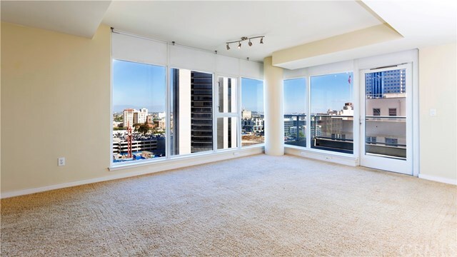 Property Photo:  400 W Ocean Boulevard 1206  CA 90802 