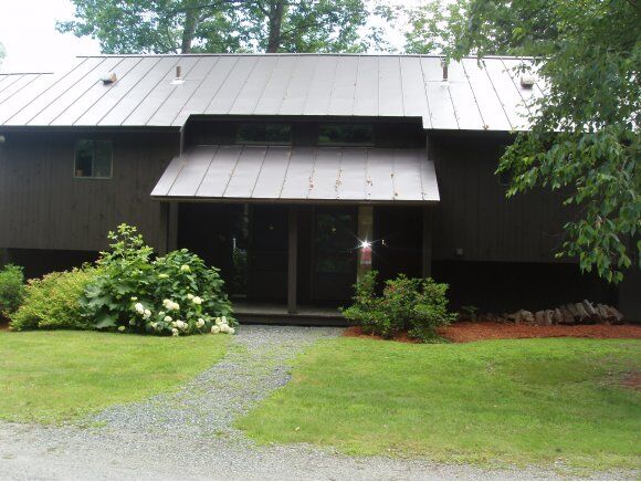 Property Photo:  1299 Quechee Main Street D  VT 05059 