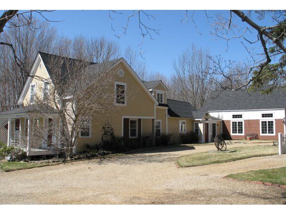 Property Photo:  785 Chester Road  NH 03032 