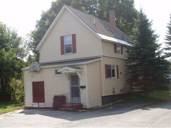 Property Photo: 4 Fitch Court VT 05089