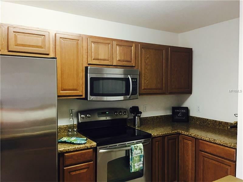 Property Photo: 4706 Ashburn Pond Way FL 33610