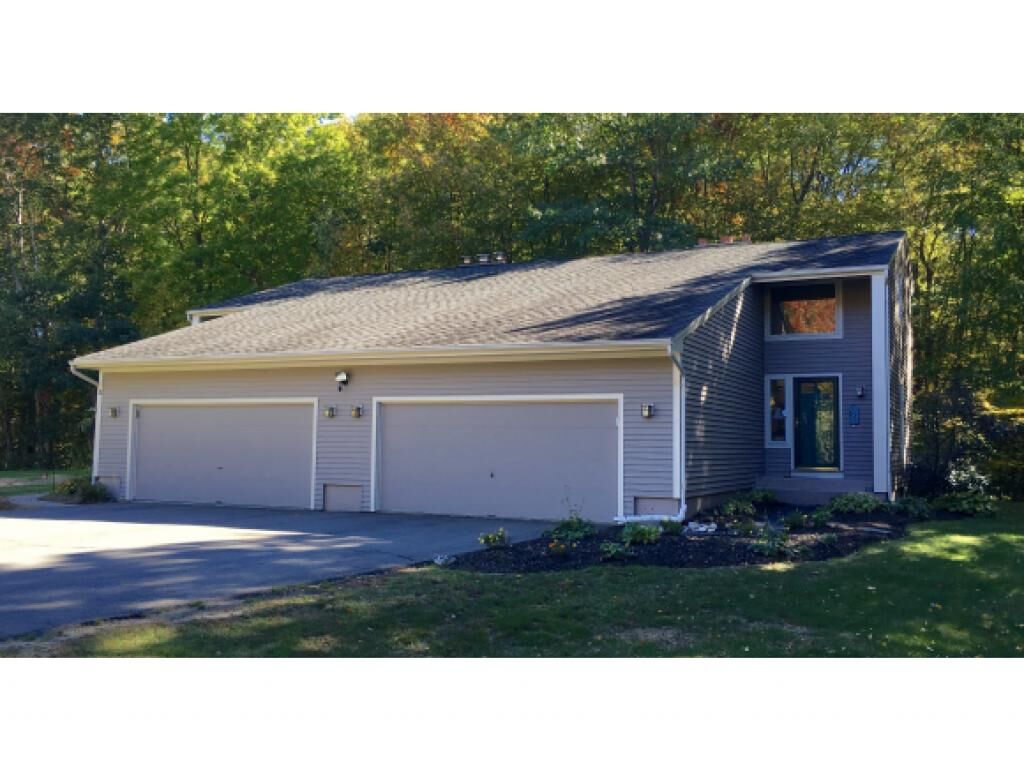Property Photo:  10 Jennifer Drive  NH 03301 