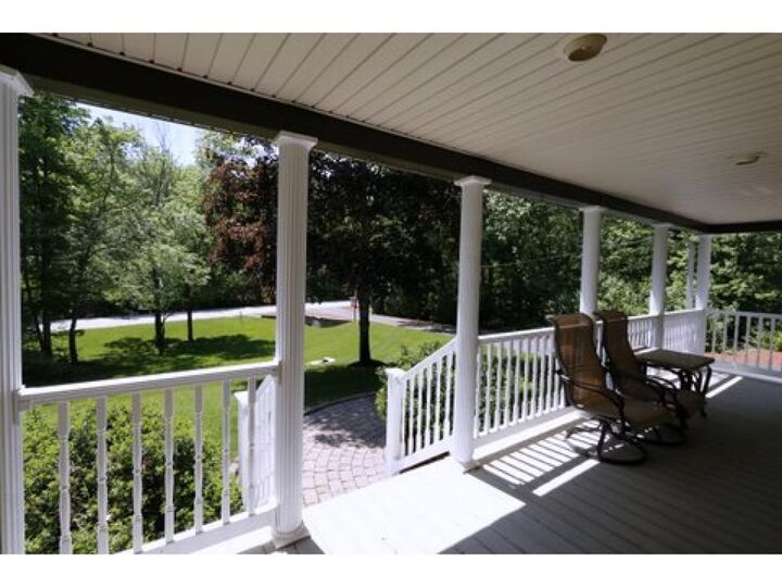 Property Photo:  5 Cohas Drive  NH 03032 