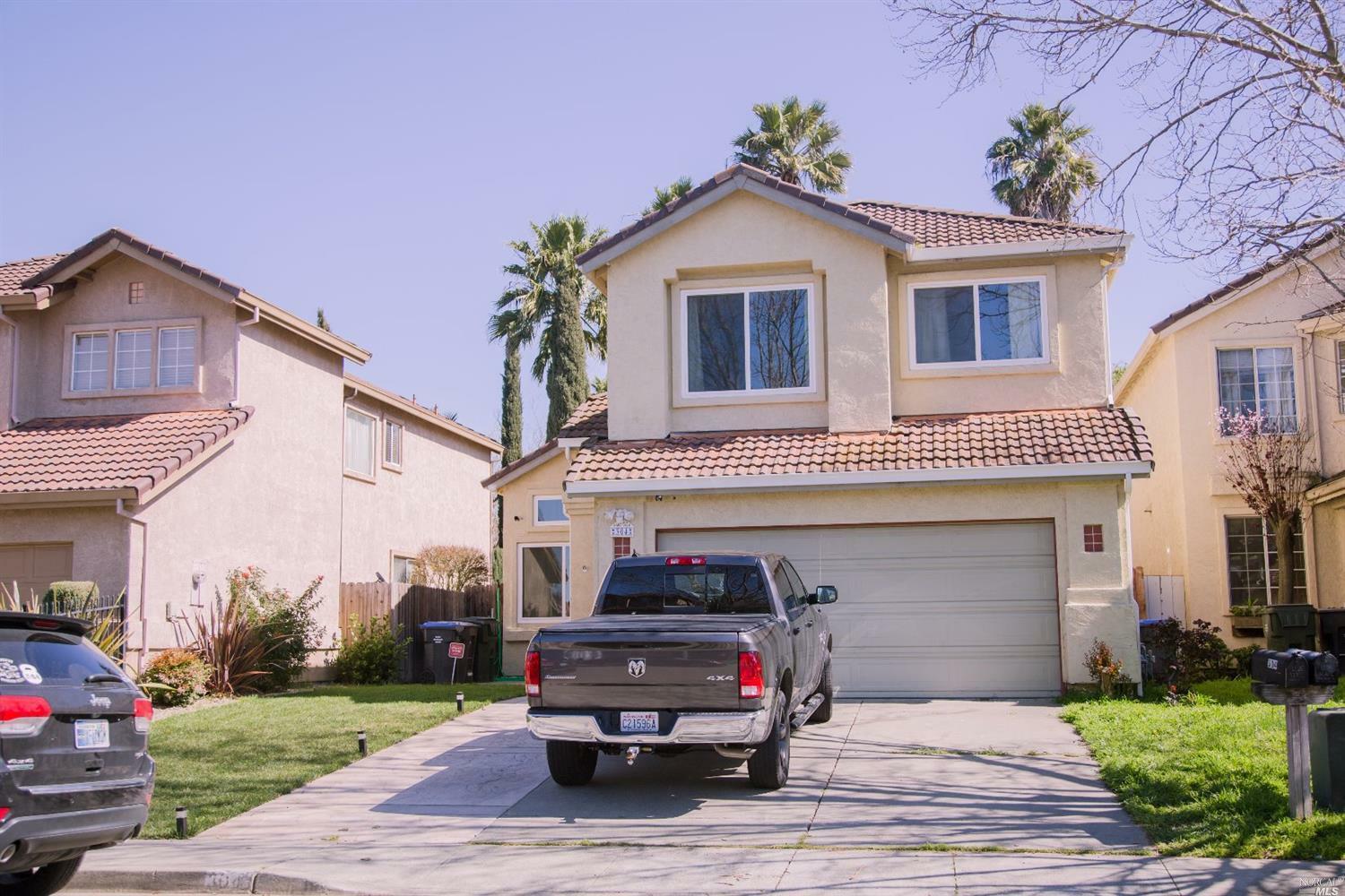 Property Photo:  304 Hoyt Court  CA 94585 