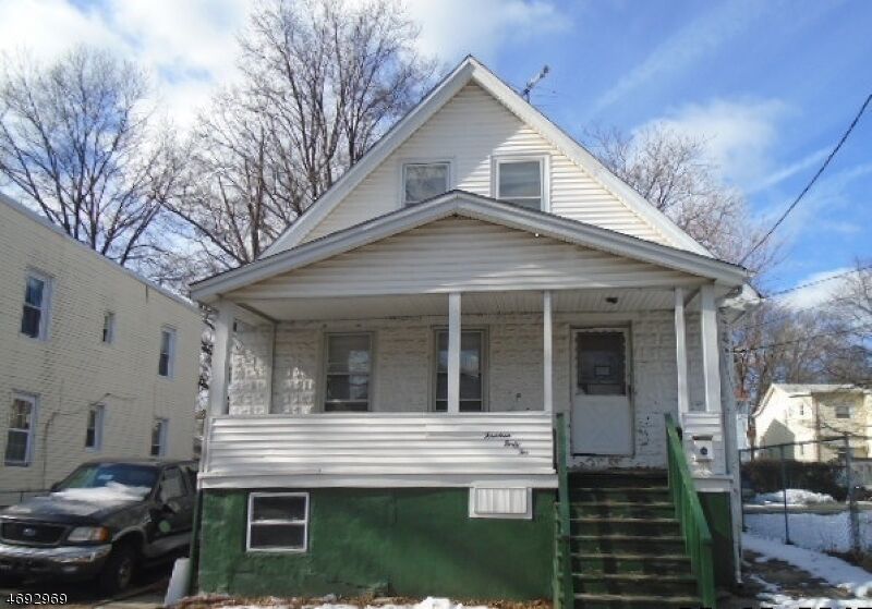 Property Photo: 1442 Franklin St NJ 07205