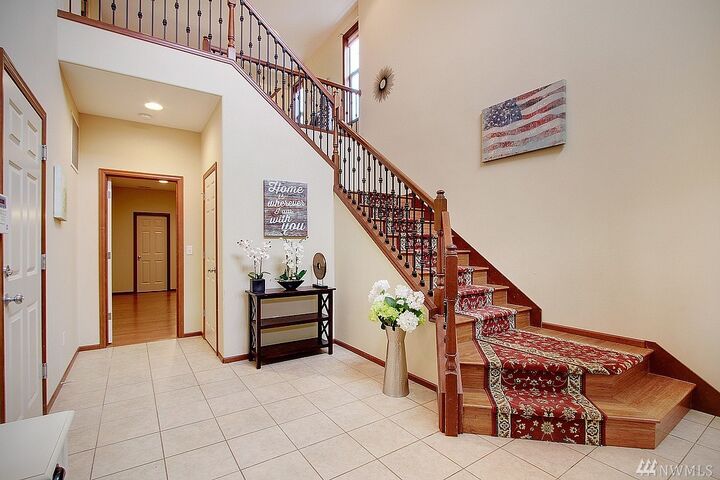 Property Photo:  3510 Mill Ave S  WA 98055 