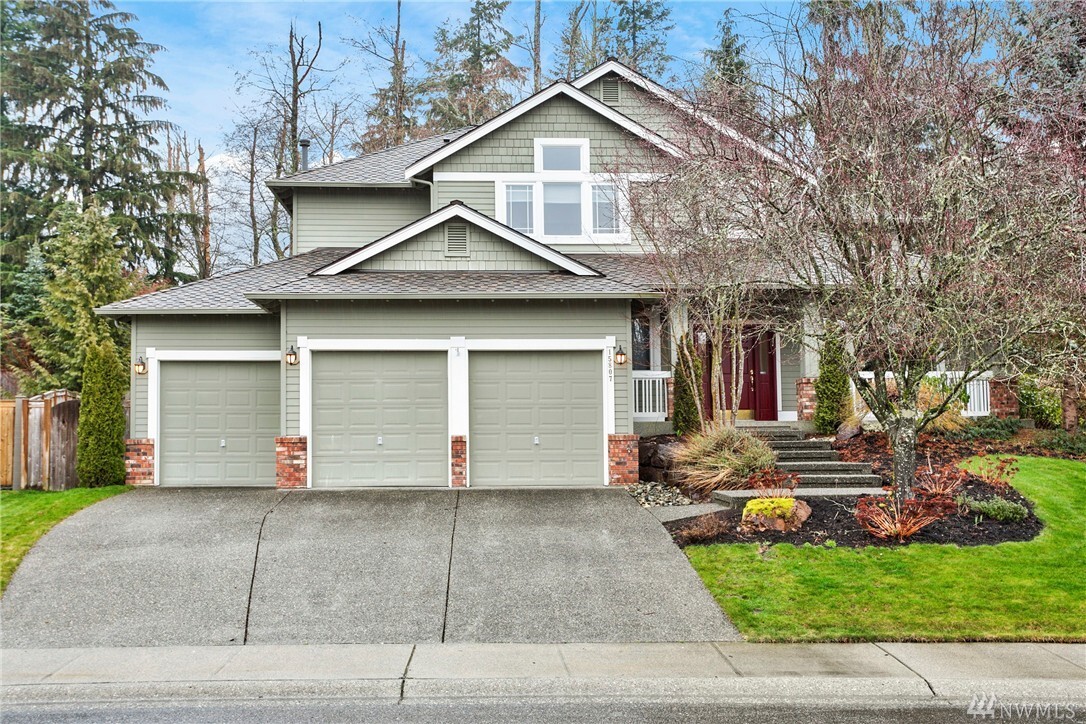 Property Photo:  15807 68th Ave SE  WA 98296 