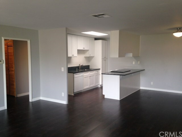 Property Photo: 23405 Via San Miguel CA 92656