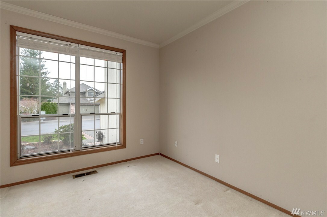 Property Photo: 25514 Lake Wilderness Country Club Dr SE WA 98038