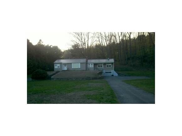 Property Photo: 244 Hanover St. VT 05001