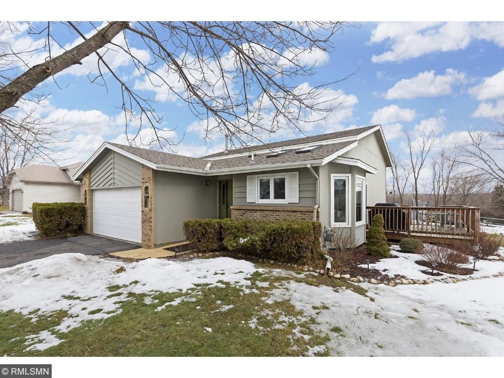 Property Photo: 2517 Crestmount Lane MN 55306