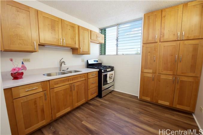 Property Photo:  1118 Pua Lane 202  HI 96817 