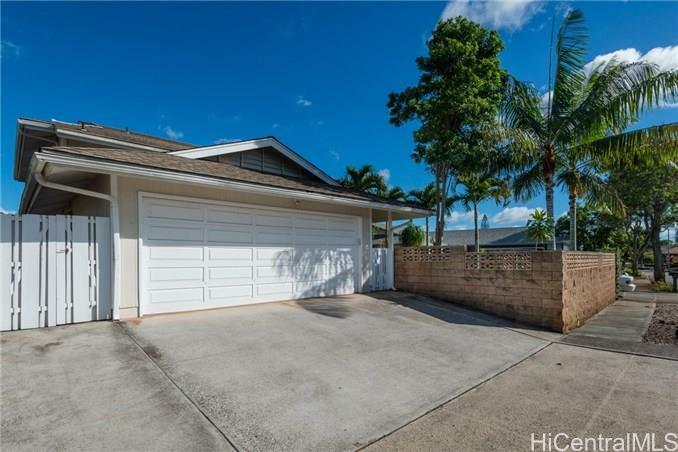 Property Photo:  95-740 Paikauhale Street  HI 96789 