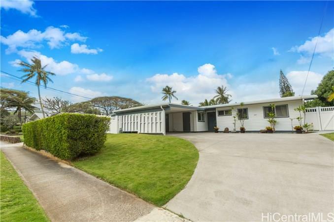 Property Photo:  580 Papalani Street  HI 96734 