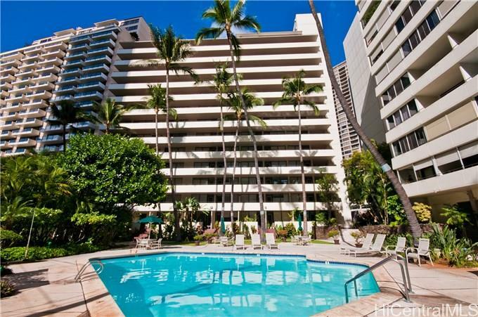 Property Photo: 425 Ena Road 1202A HI 96815