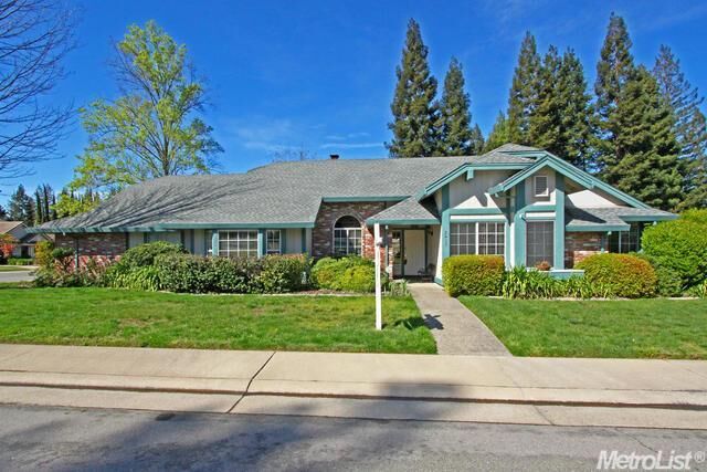 Property Photo:  2413 Valley Forge Way  CA 95661 