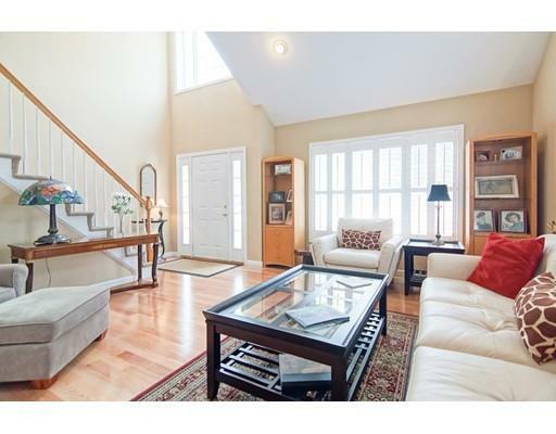 Property Photo:  5 Saint Andrews Way 5  MA 01863 