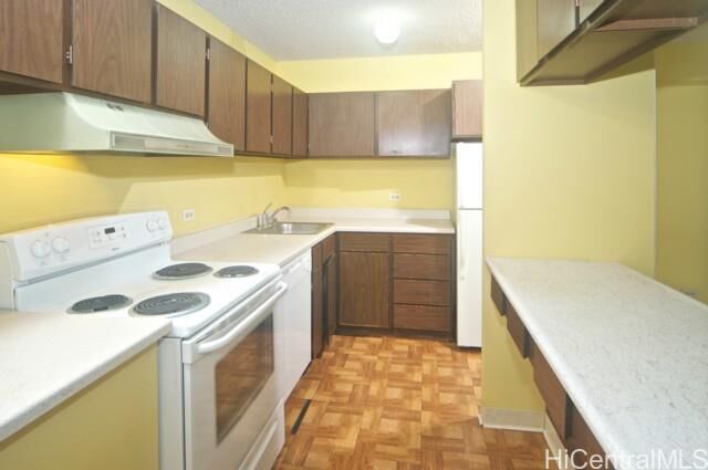 1616 Kewalo Street 304  Honolulu HI 96822 photo