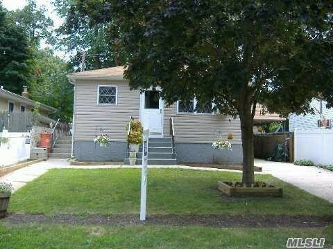 22 Harper Street  Patchogue NY 11772 photo