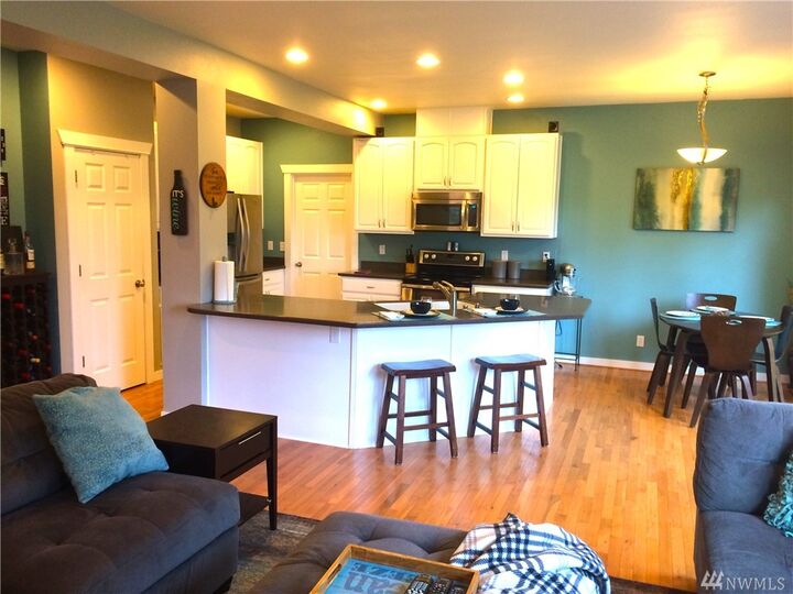 Property Photo: 7945 Illahee Rd NE WA 98311