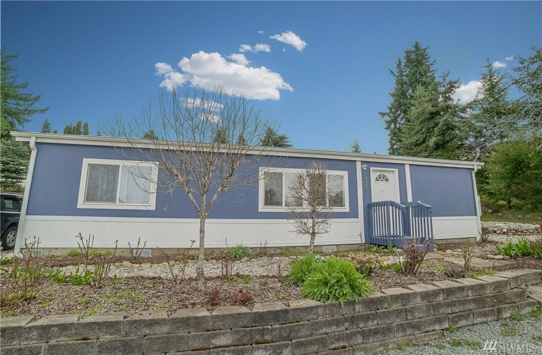 Property Photo:  9928 237th St Ct E  WA 98338