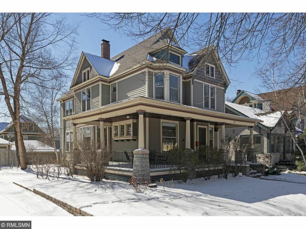 Property Photo:  876 Osceola Avenue  MN 55105 