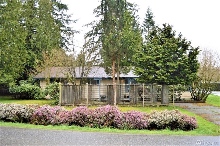 2604 Center Rd  Everett WA 98204 photo