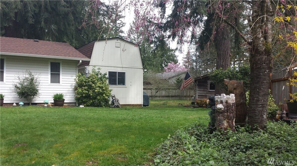 Property Photo:  22425 SE 304th Place  WA 98010 