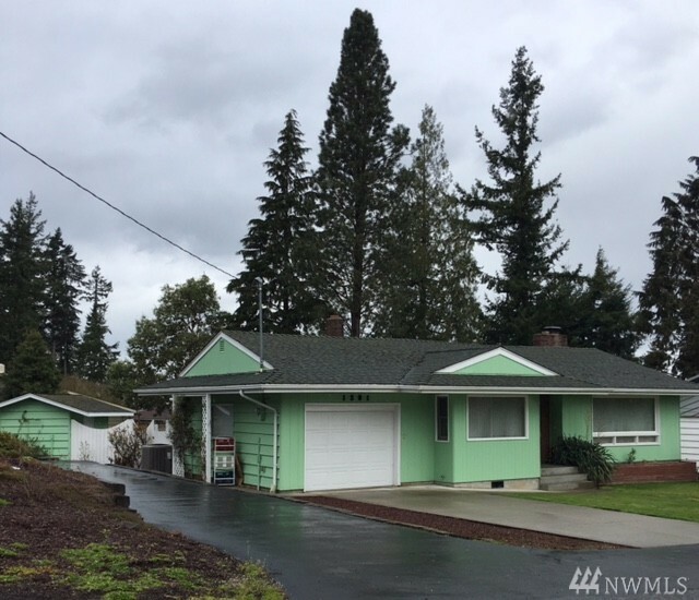Property Photo: 1201 Undine St WA 98230
