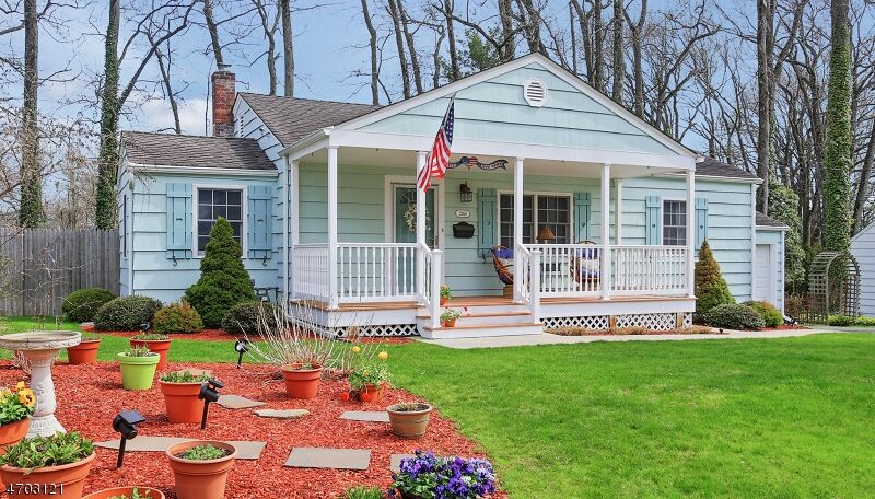 Property Photo: 2360 Seneca Rd NJ 07076
