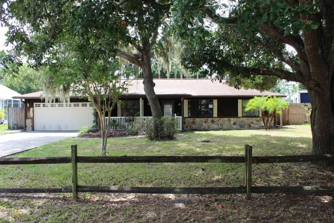 Property Photo:  3925 Newport Street  FL 32927 