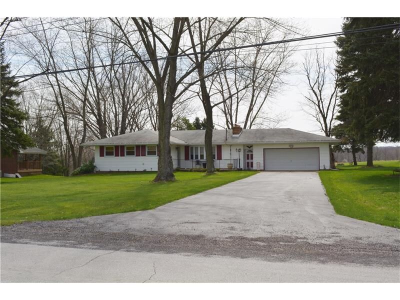 Property Photo: 168 Maplehurst Drive PA 15001