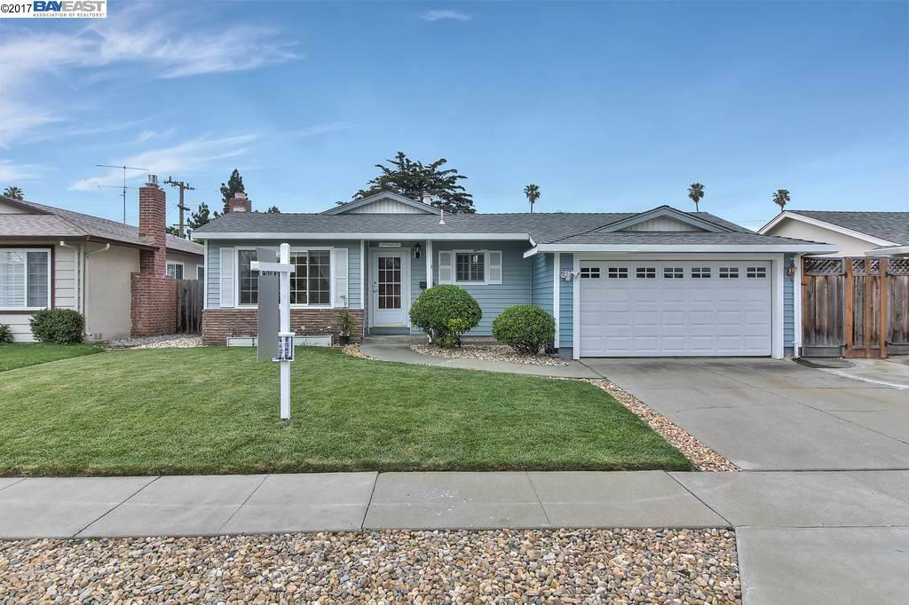 Property Photo:  39621 Bruning St  CA 94538 