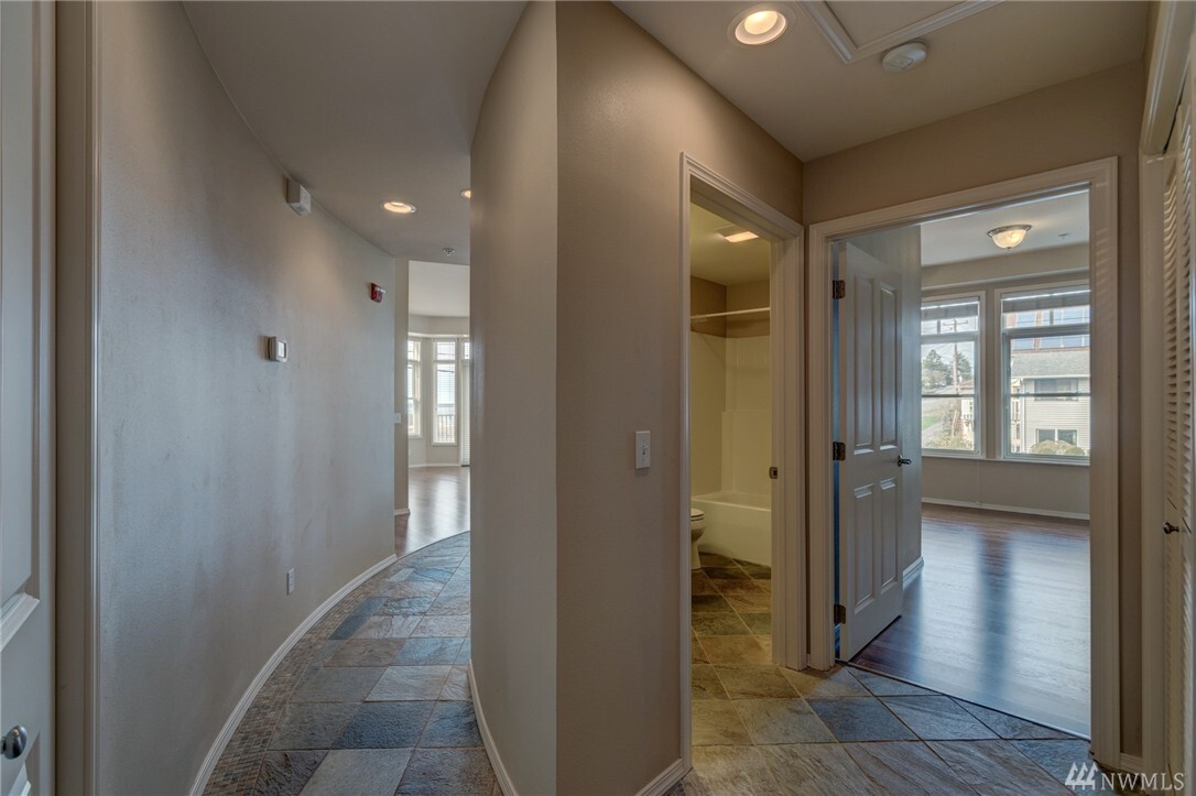 Property Photo: 1201 13th St 202 WA 98225