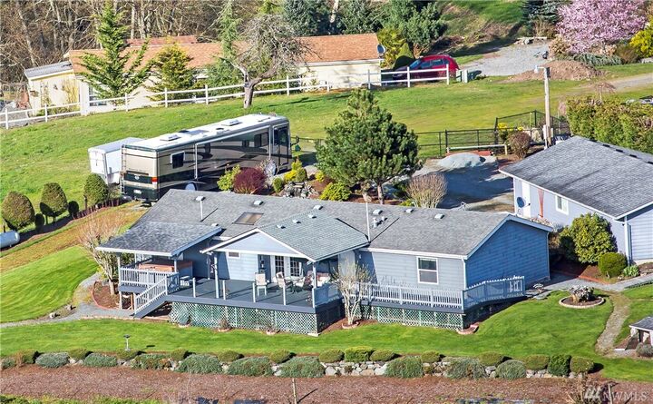 18204 174th St E  Bonney Lake WA 98391 photo