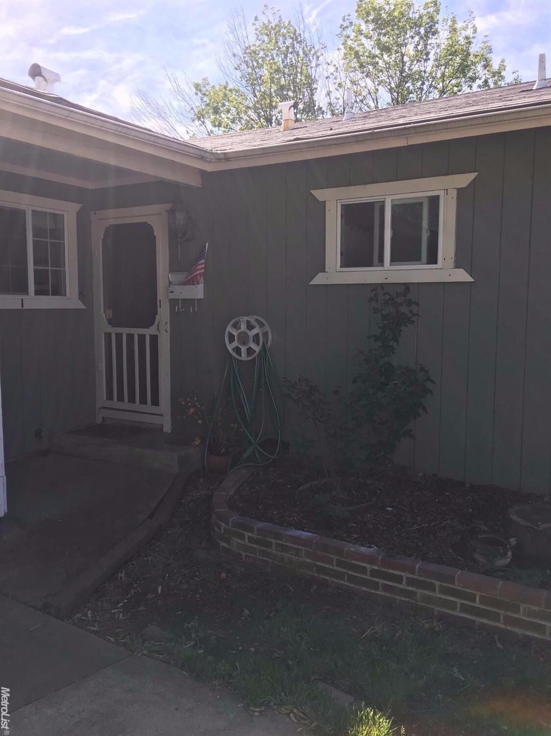 Property Photo:  1176 Avon Way  CA 95630 