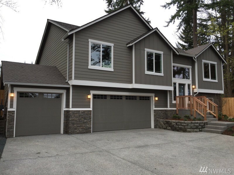 Property Photo:  6107 208th St SW  WA 98036 