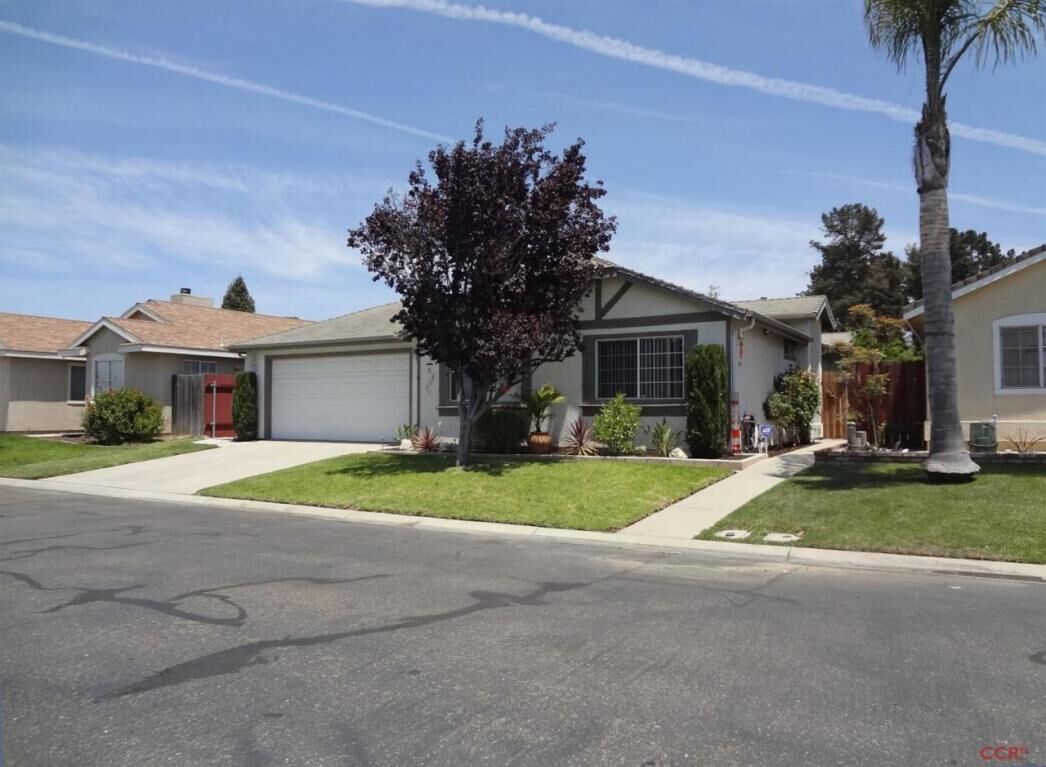 Property Photo:  2248 Central Park Drive  CA 93458 